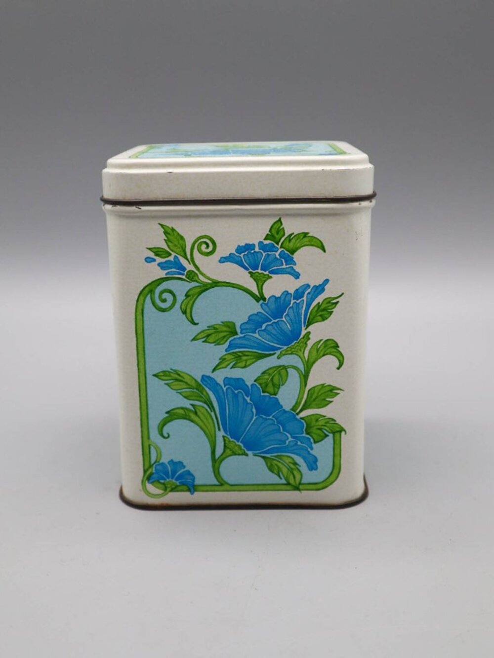 Vintage Small Floral Art Nouveau Decorative Storage Tin Blue & White 5 1/2"H